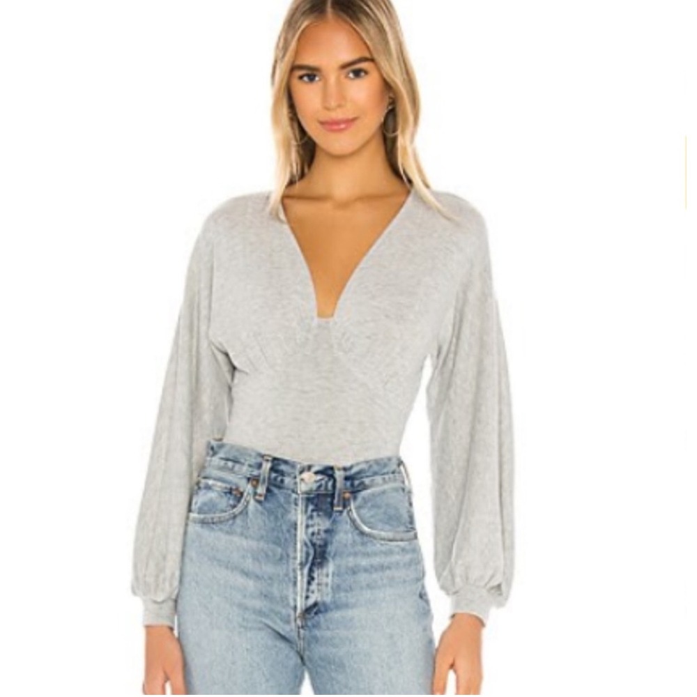 Majorelle bodysuit Large‎ Killian light gray v-neck long sleeve